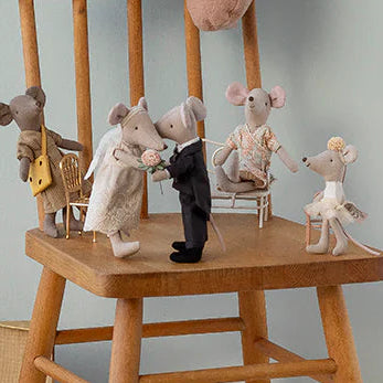 Bride and Groom Wedding Mice by Maileg