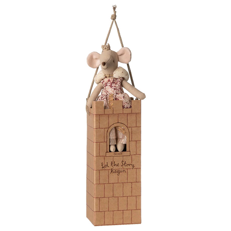 Queen Mum Mouse in the Castle by Maileg