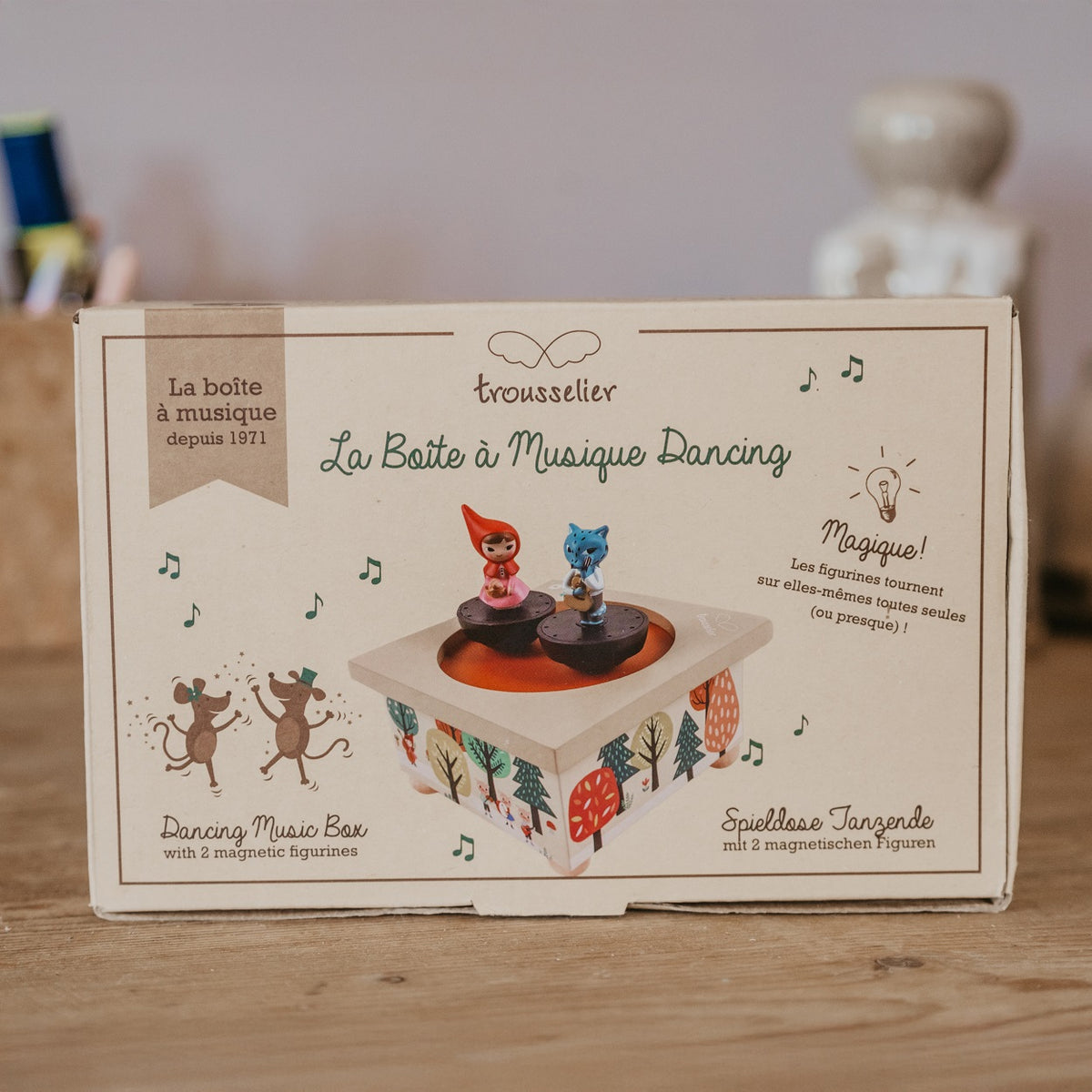Dancing Red And Wolf Musical Box