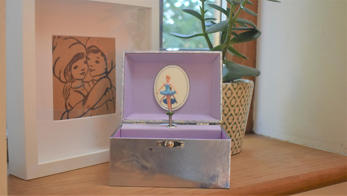 Ballerina Music Box Lavender - Loula and Deer