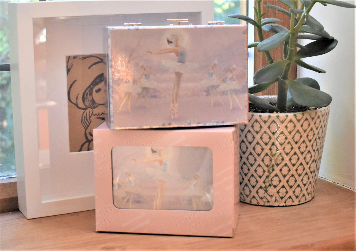 Ballerina Music Box Lavender - Loula and Deer