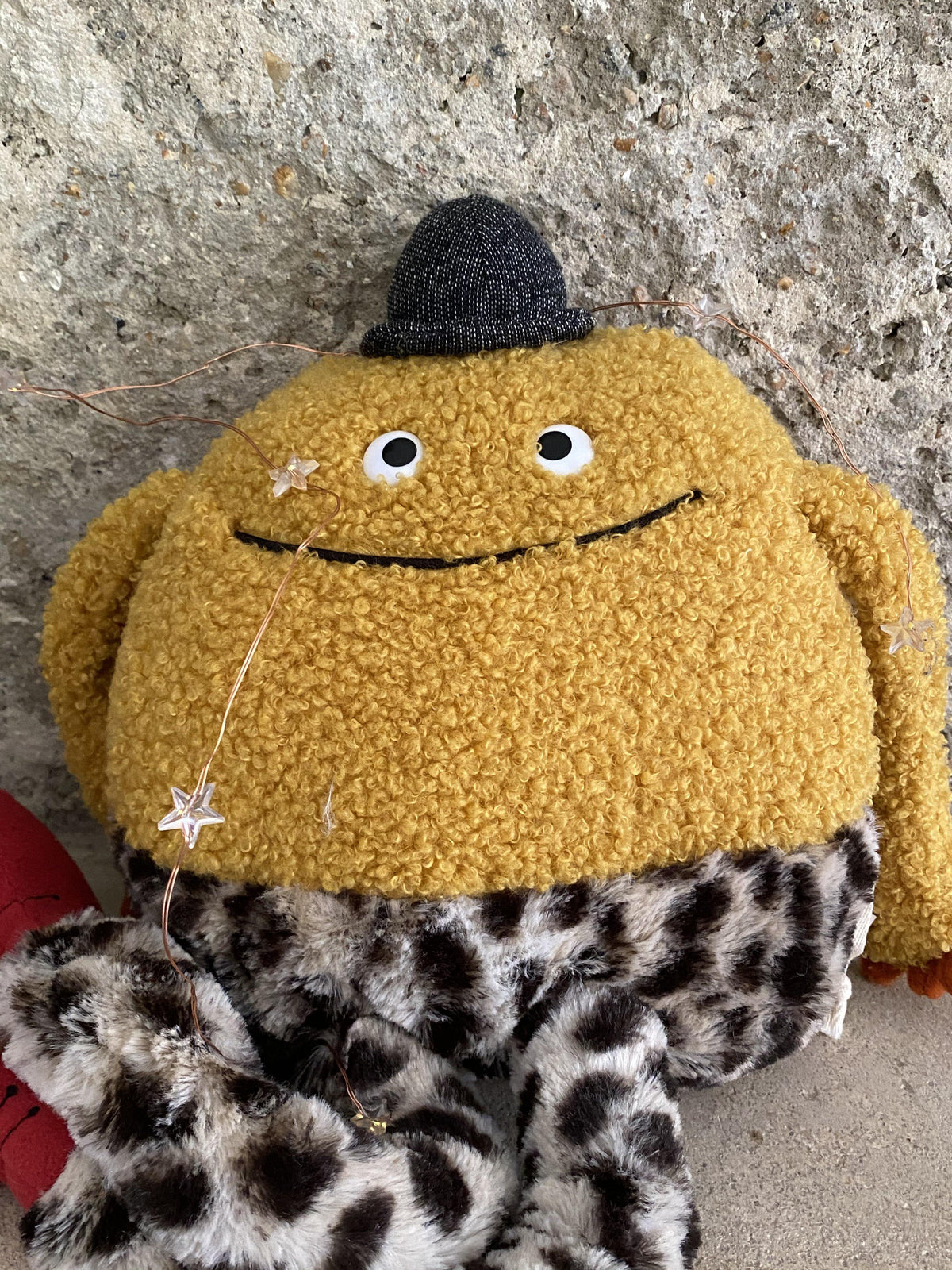 Plush Humpty Dumpty - Loula and Deer