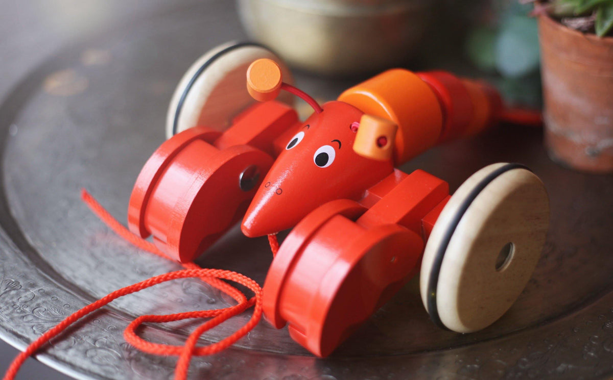 Pull-Along Lobster Wooden Toy made by Bass et Bass