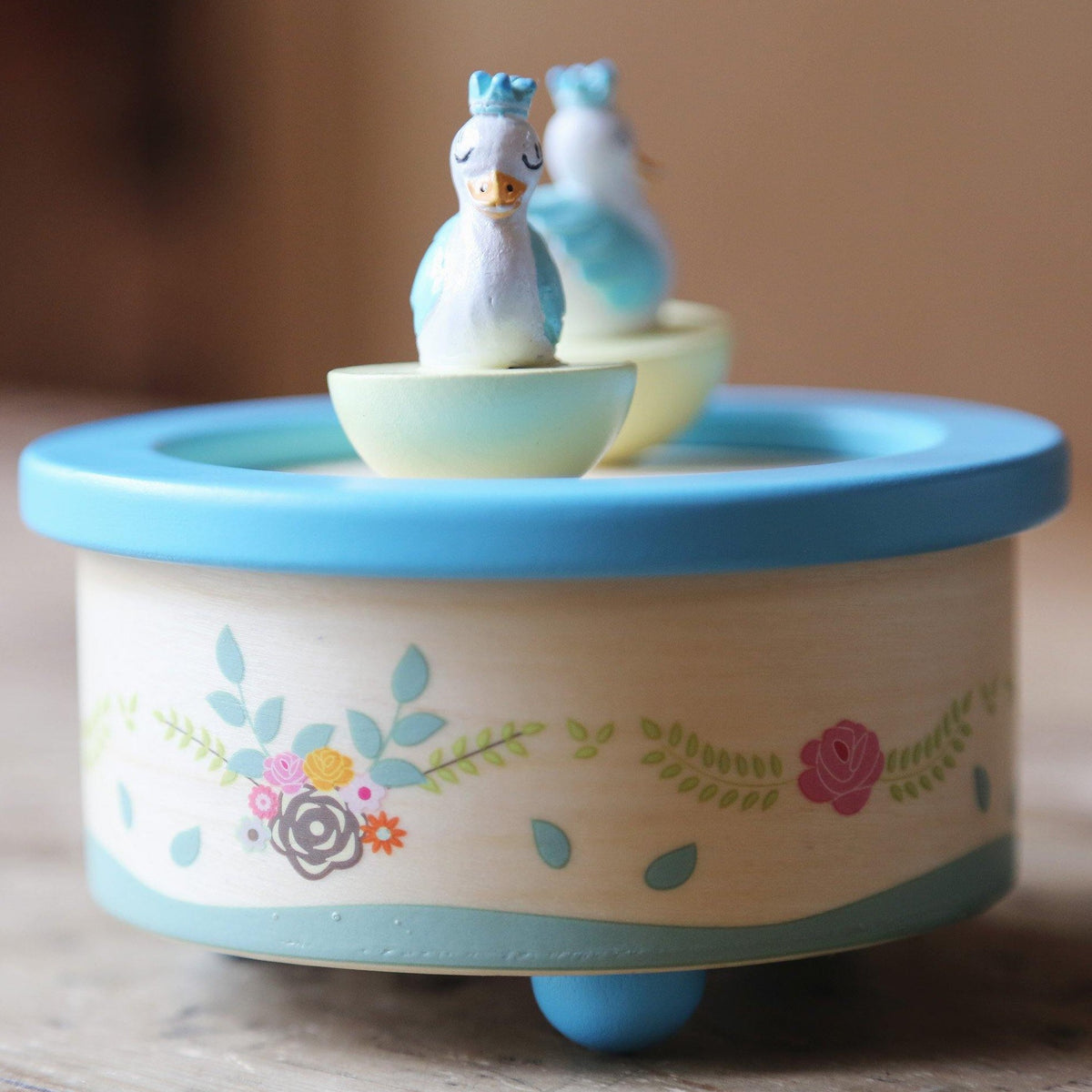 Dancing Swans Music Box - Loula and Deer