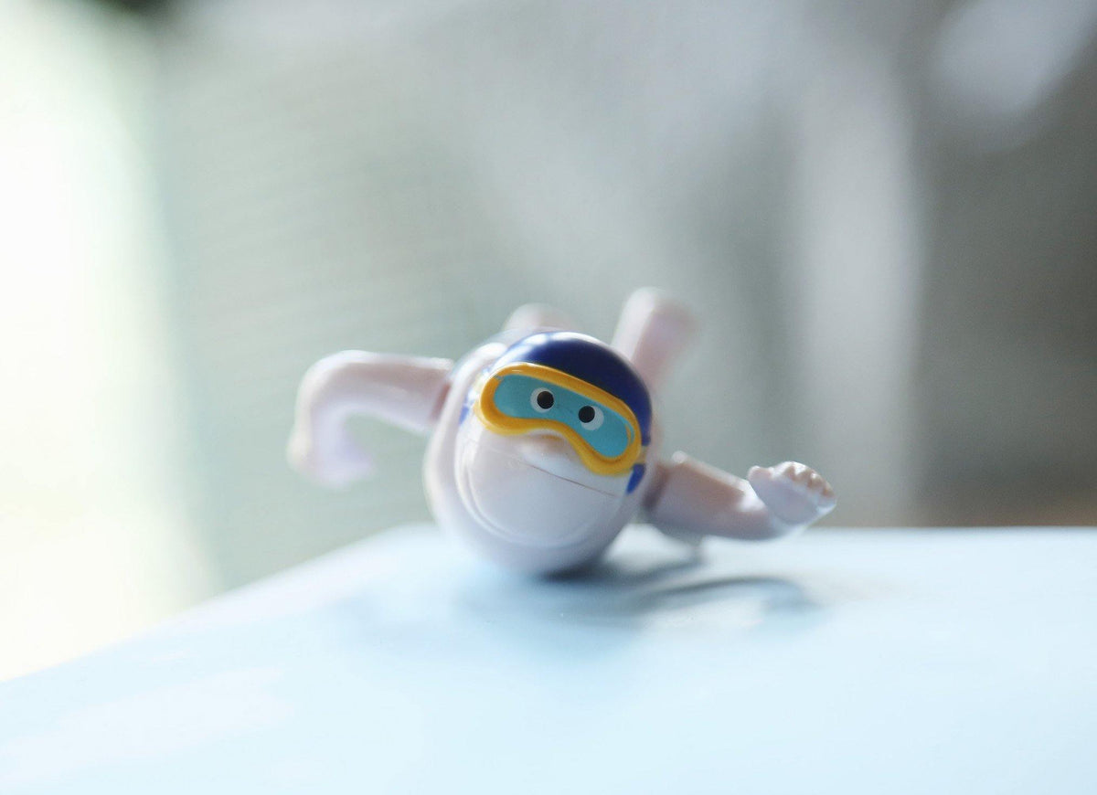 Wind Up Swimmer Bath Toy - Loula and Deer